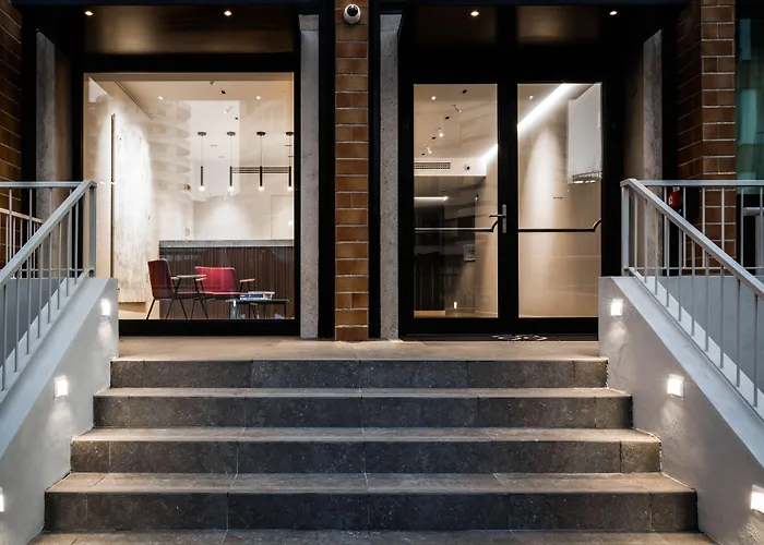 Co99 Art Building 4* Milan