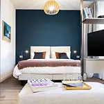 Aparthotel Co99 Art Building 4*